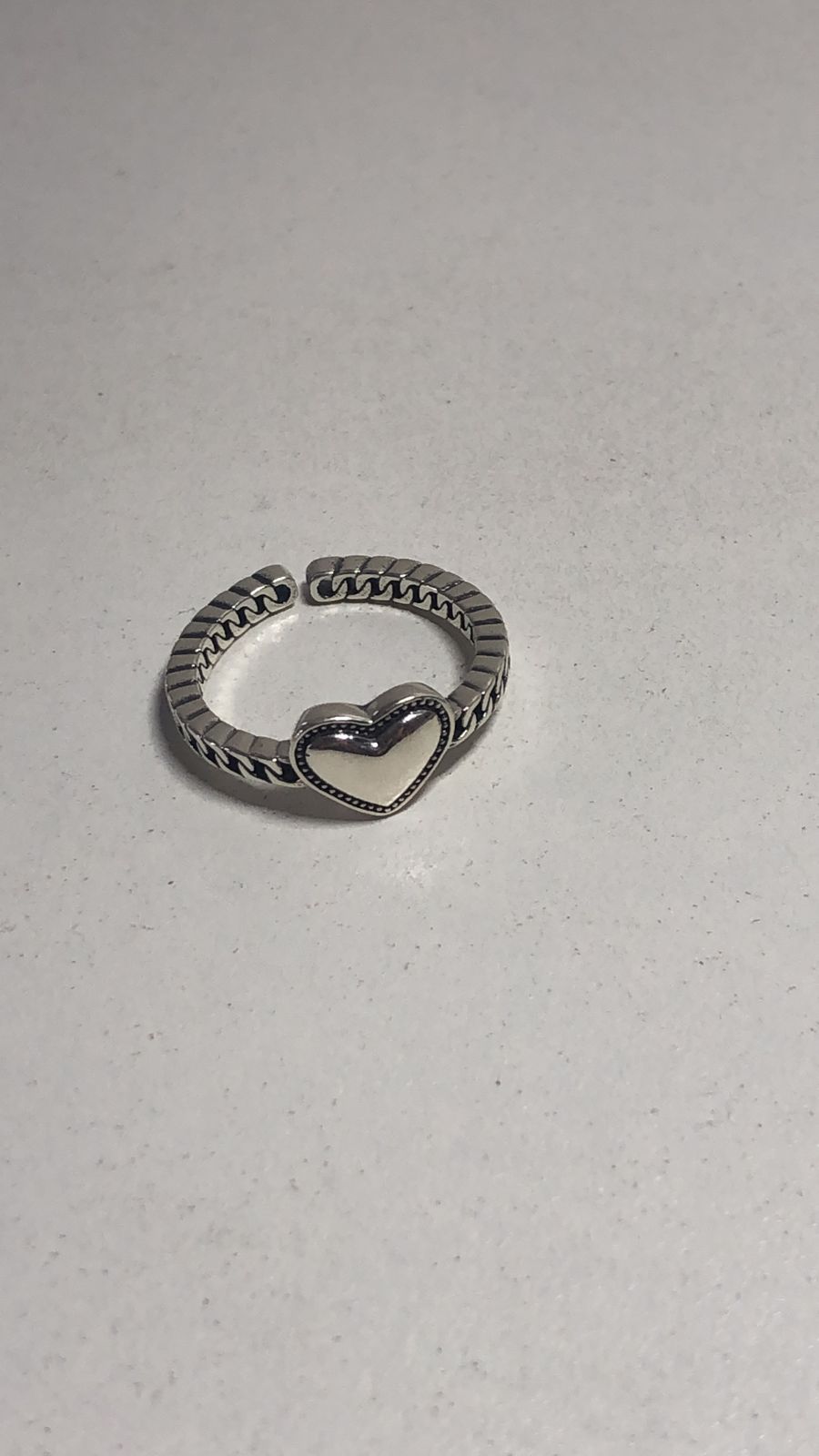 PE-ANILLO CORAZON LISO CON DISEÑO 3.32