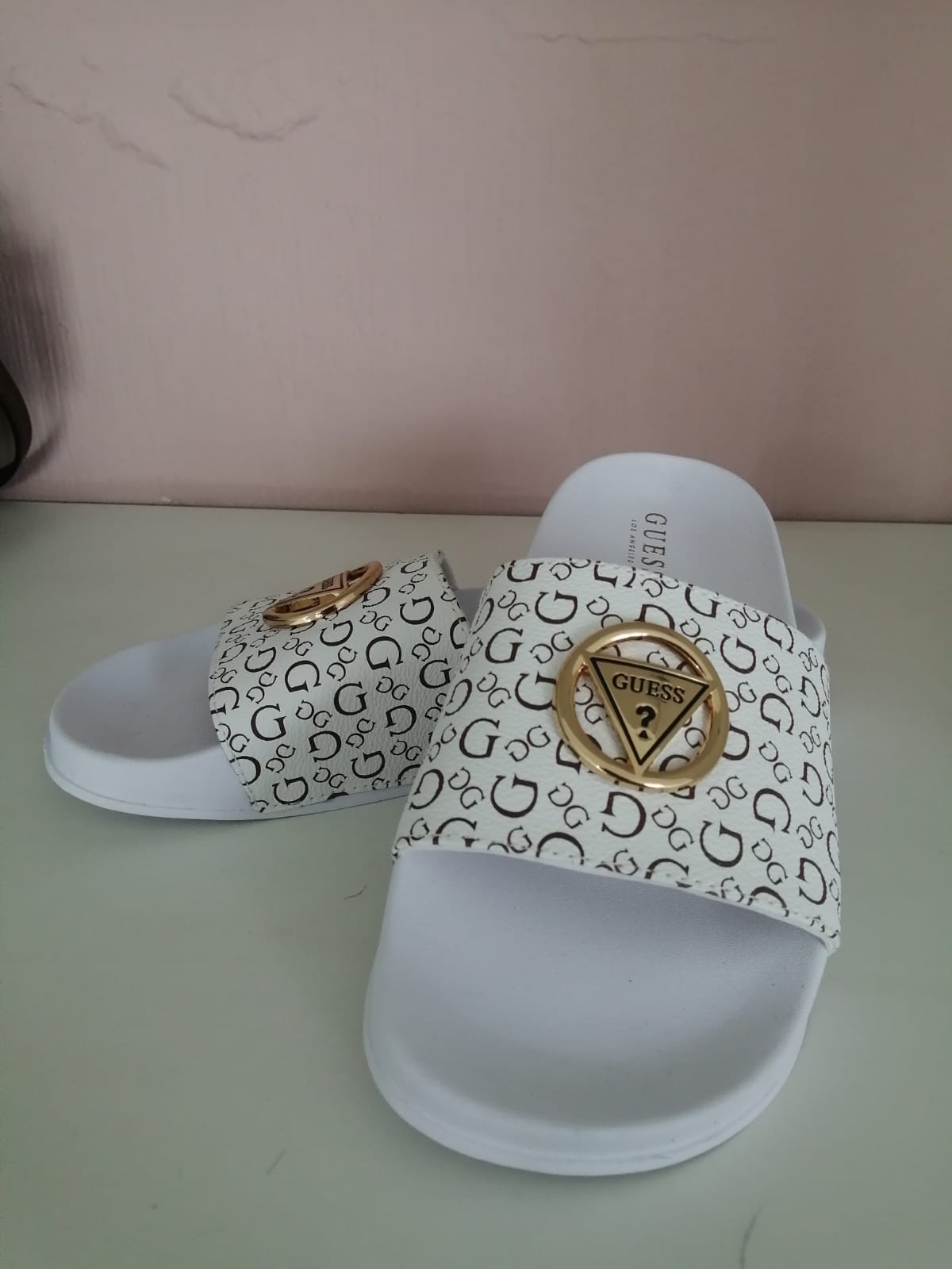 SANDALIAS BLANCAS GUES TALLA 9